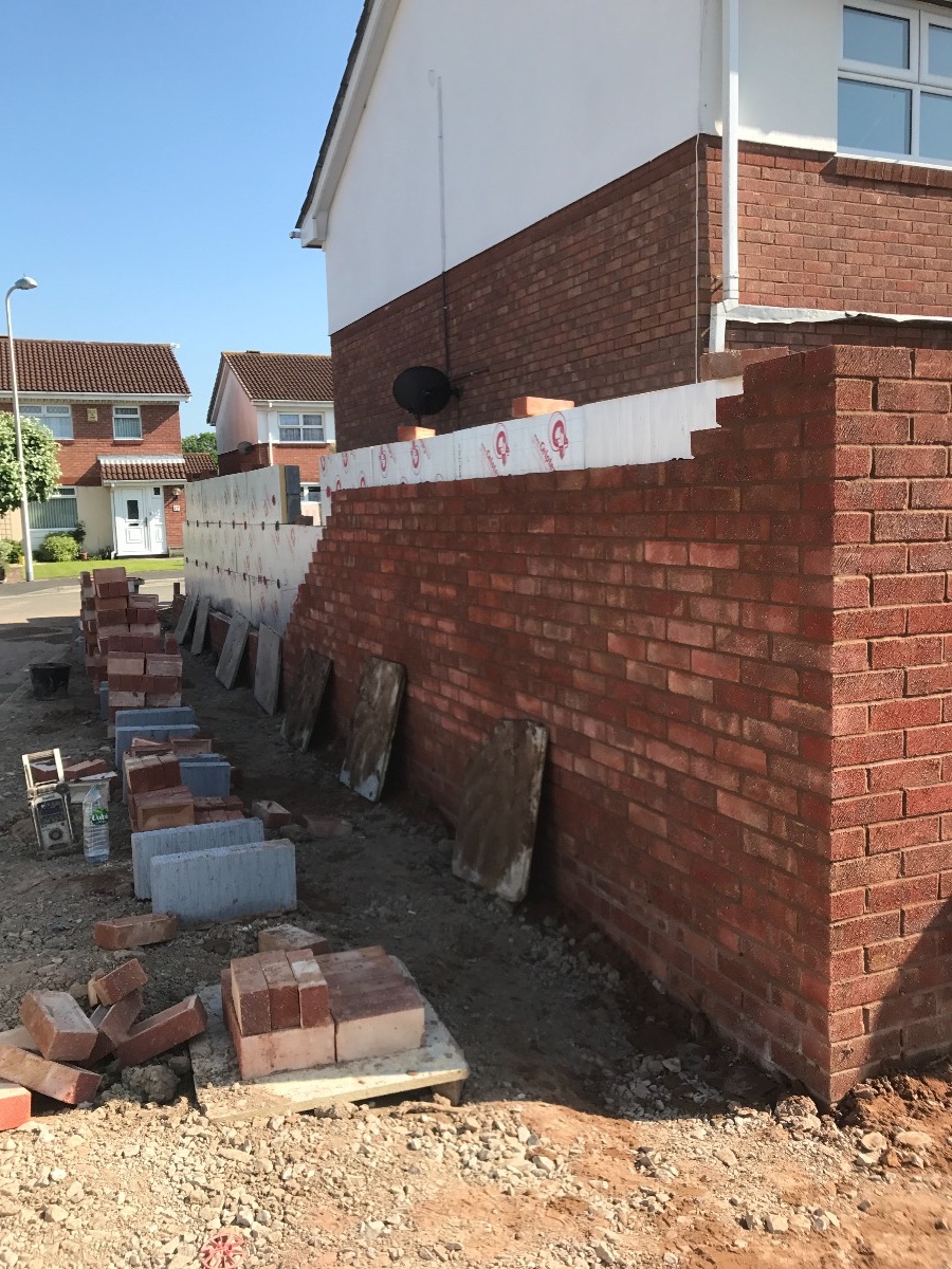 Builder: Image 1